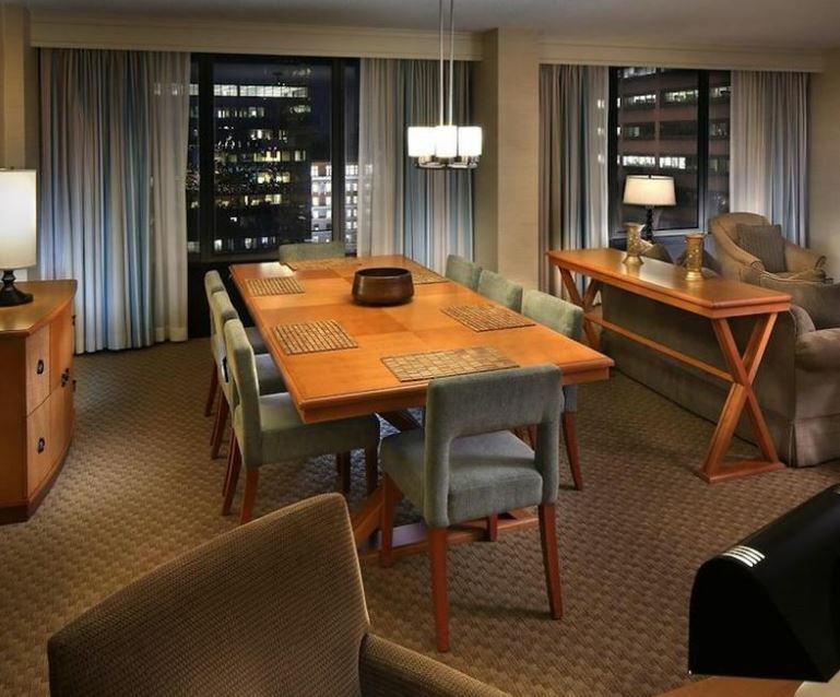 Hotel Doubletree By Hilton Downtown 3*
